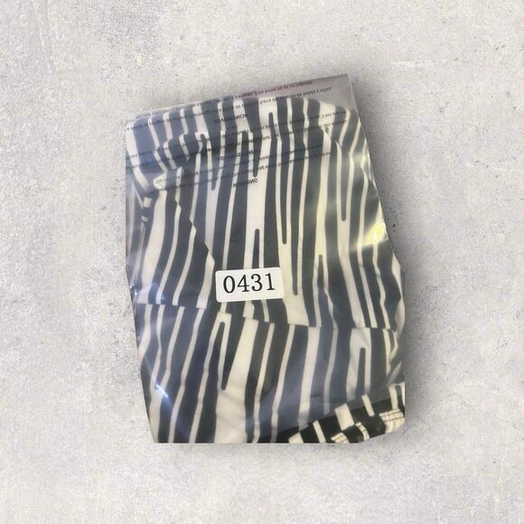 LuLaRoe Leggings-Size Tall & Curvy -Super Soft & Stretch-Many Styles/Colors NWT - Picture 11 of 12